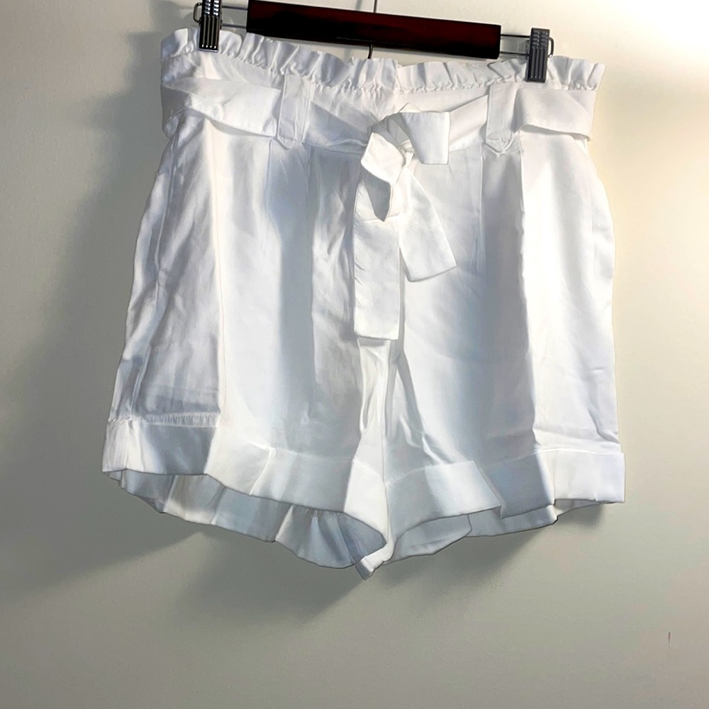 Elan White High Waisted Shorts NWT